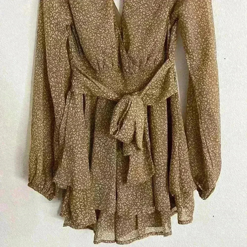 NWT FUN & FLIRT LONG SLEEVE ROMPER - Picture 2 of 3